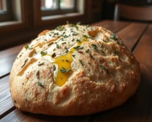 Volkoren zuurdesem focaccia met olijfolie en kruiden